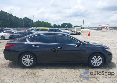 2018 Nissan Altima 2.5 S z USA, uszkodzony, nr VIN 1N4AL3AP3JC131261
